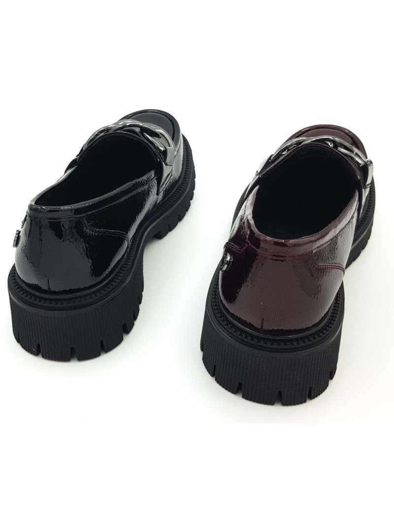 XTI Refresh mocasín plataforma charol