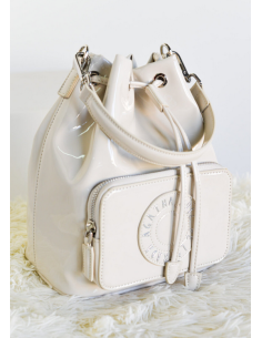 AGATHA bolso bombonera charol beige